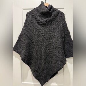 Inis Crafts Ireland 100% Merino Wool Cable Knit Poncho Cape Gray Women’s S/M